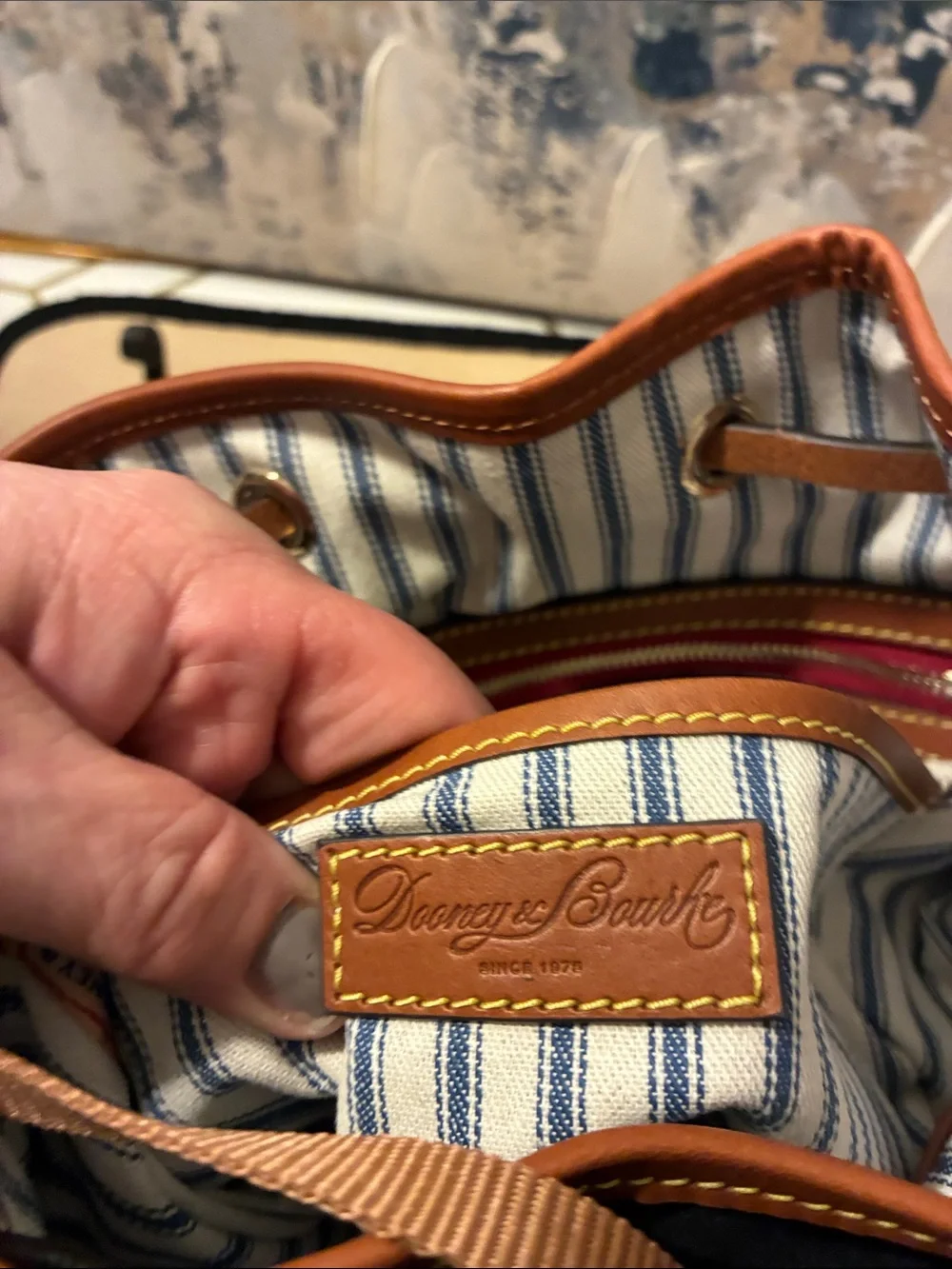 EUC  Dooney & Bourke Wayfayer Black Shoulder Bag with Tan Leather Trim